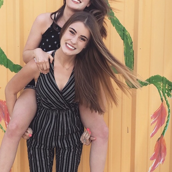 Meet your Posher, Peyton - Picture 1 of 1